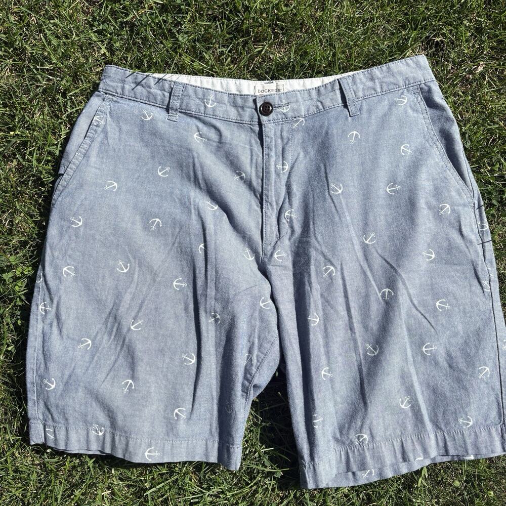 Men’s Dockers Shorts Light Blue With White Anchors Waist 33